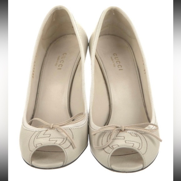 Cream/offwhite GUCci wedges - Picture 1 of 5